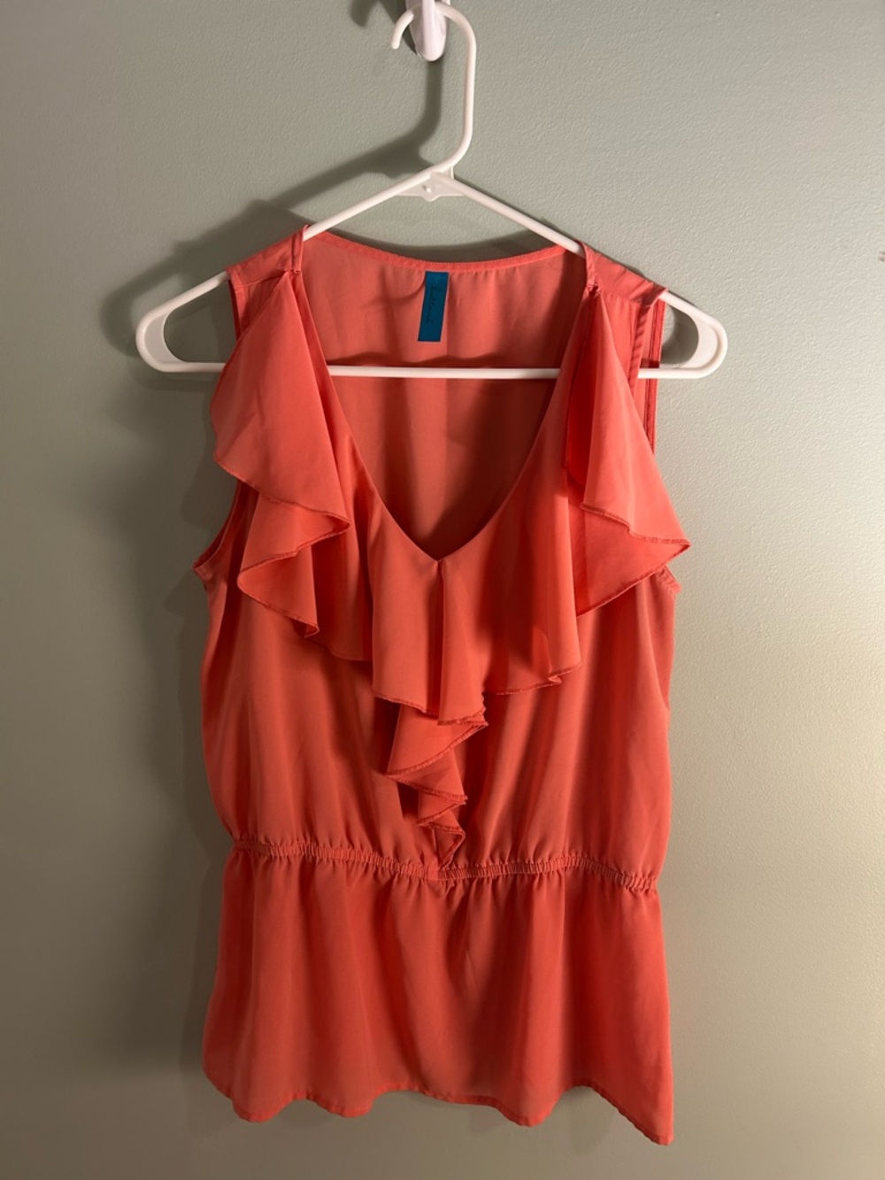 buttons Coral Ruffle V-Neck Sleeveless Top